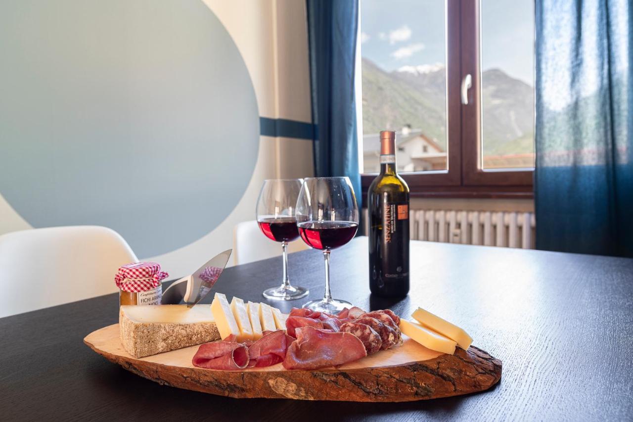 Loft Tirano 3Min Walk To Berninaexpress Exterior foto